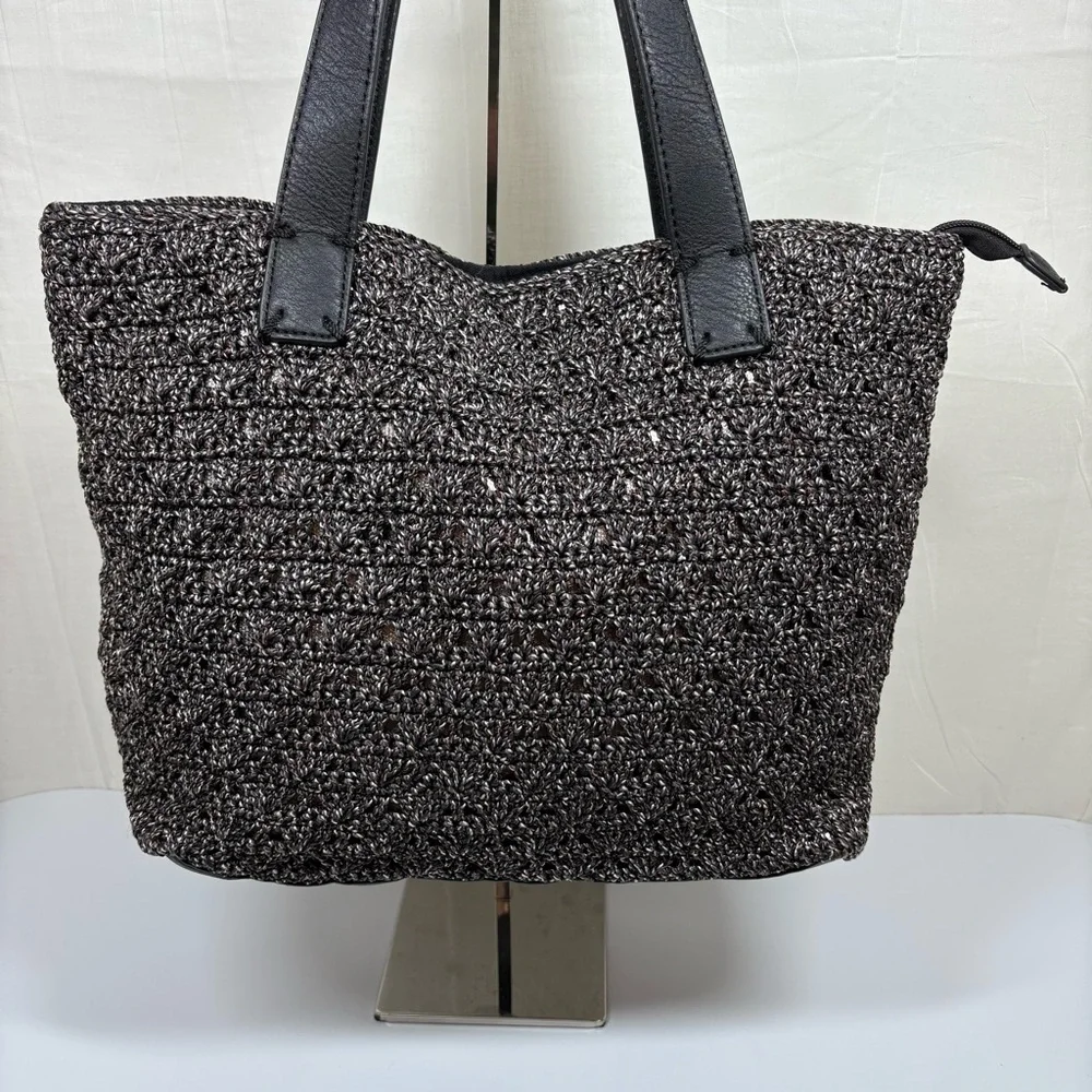 The Sak Fairmont Crochet Zip Top Tote Shoulder Bag  Black Mauve White‎